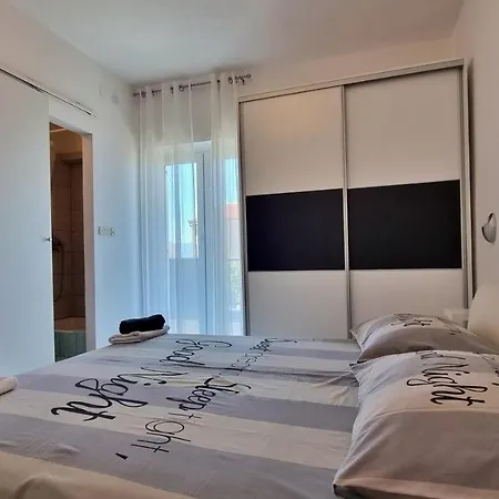 Apartament Milana Duće