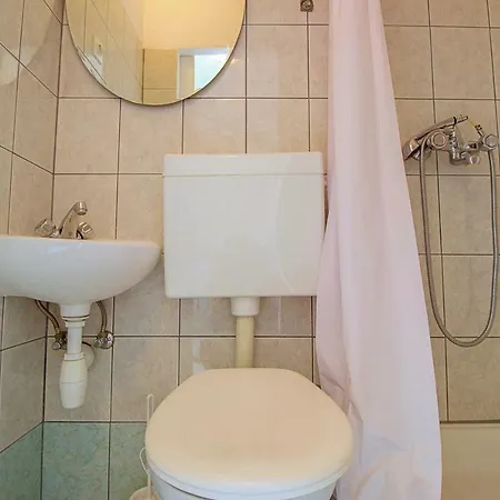 Milana Apartment *