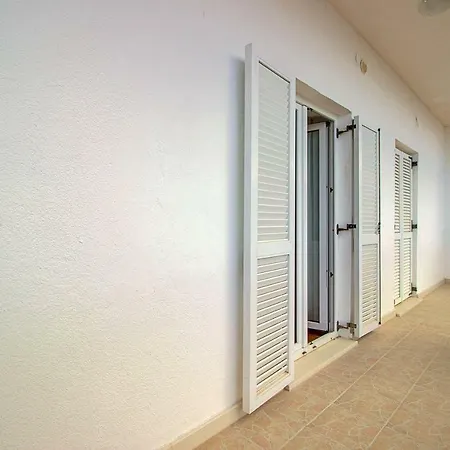 Apartment Milana *