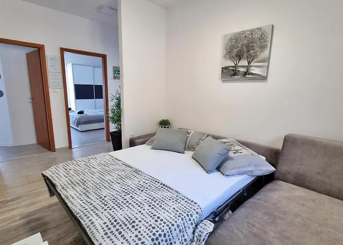 Milana Apartment Duće