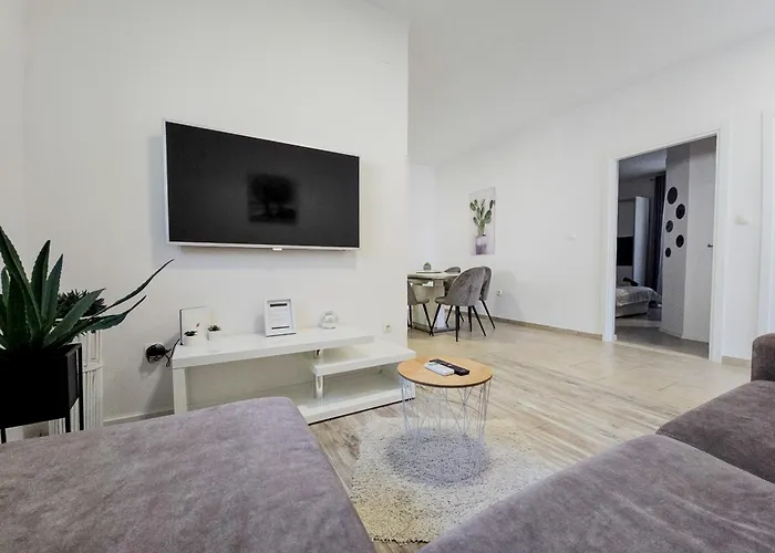 Milana Apartment